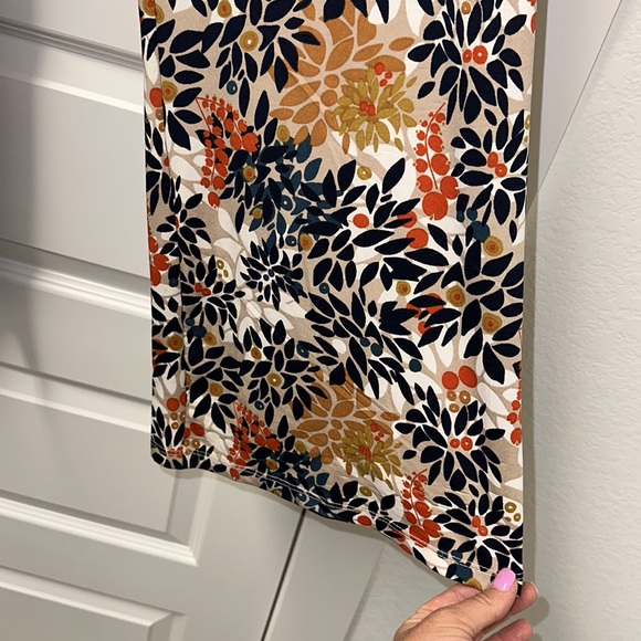 DIVORCE CLEARANCE-TAKING OFFERS Valerie Stevens Gaucho Floral Pants - Picture 6 of 10